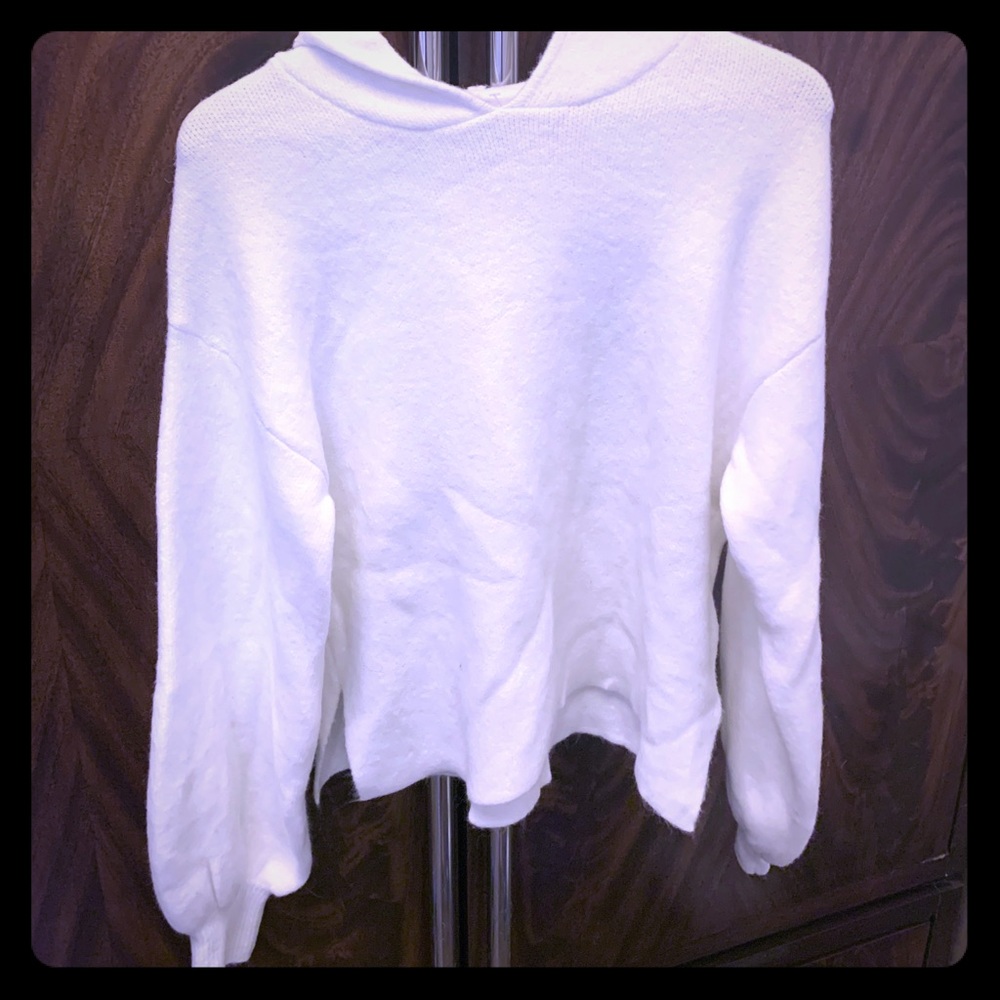 Forever 21 hooded sweater - size L